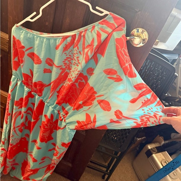 None Dresses & Skirts - Floral One-Shoulder Dress